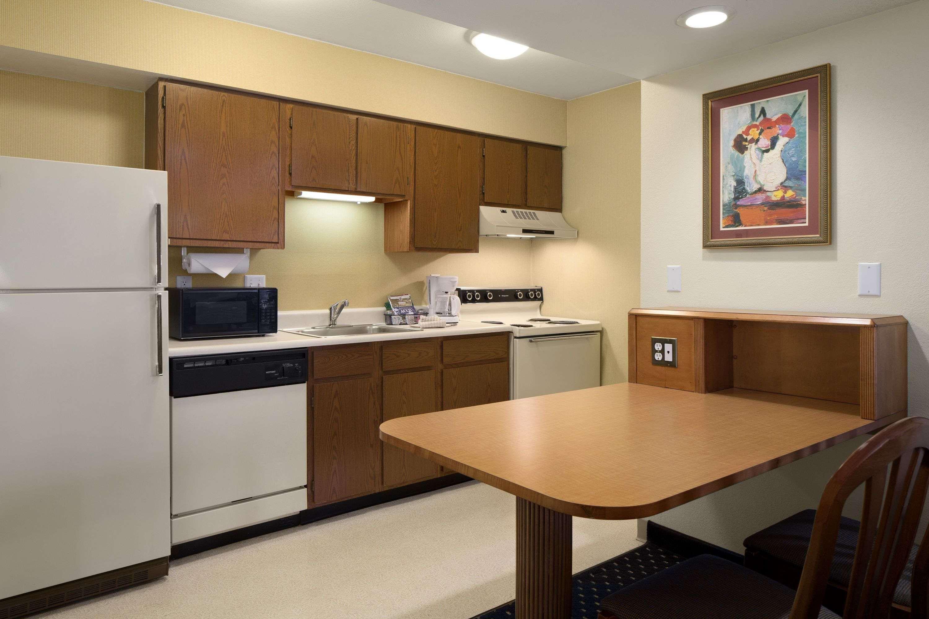 Hawthorn Extended Stay By Wyndham Fort Wayne Exterior foto
